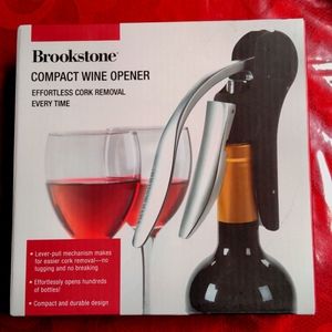 Compact Wine Opener